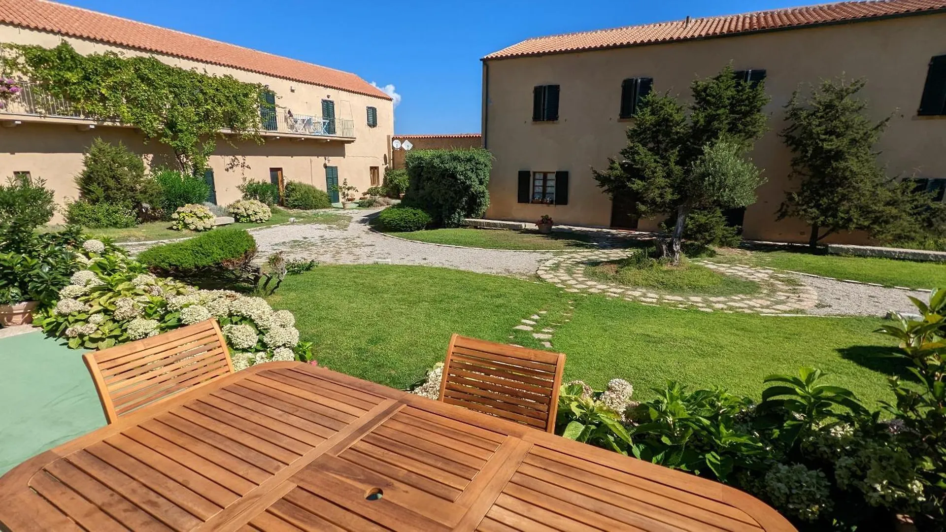 Principe E Principessa Della Cava - Case Sul Mare La Maddalena  0*, La Maddalena (Sassari)
